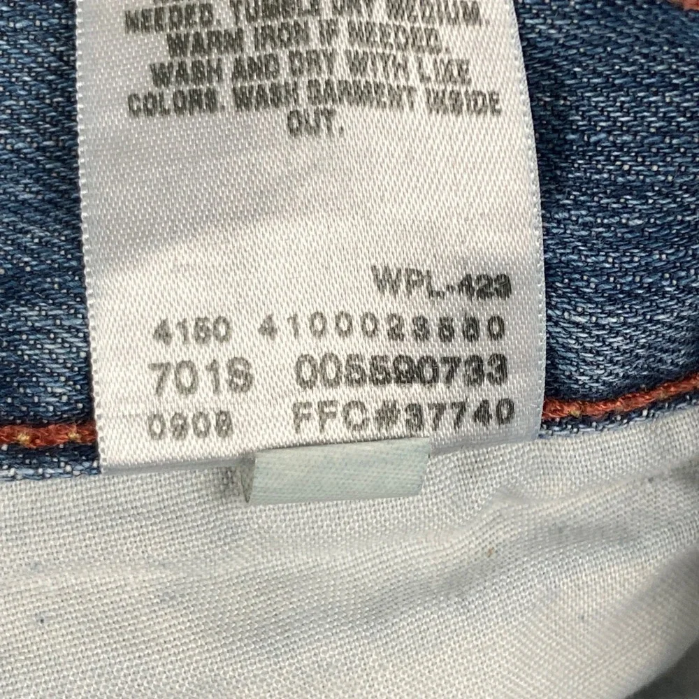 Levis measurements waist